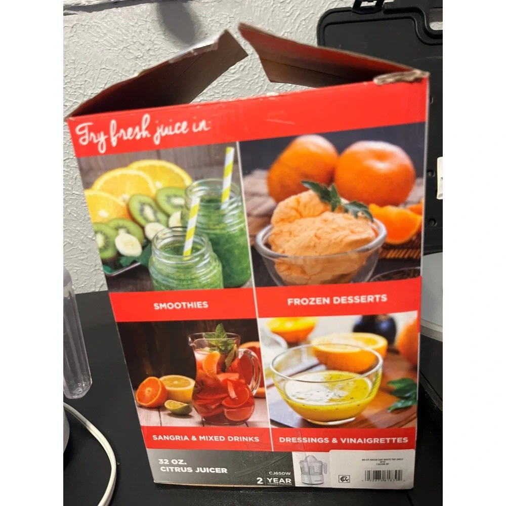Black+Decker 32 Oz Citrus Juicer White CJ650W Adjustable Pulp Control‎ Electric